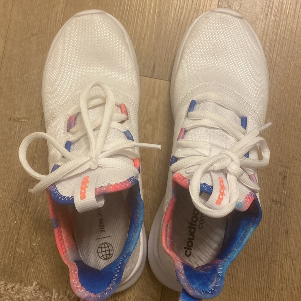Ladies Adidas size 7 - Picture 8 of 8